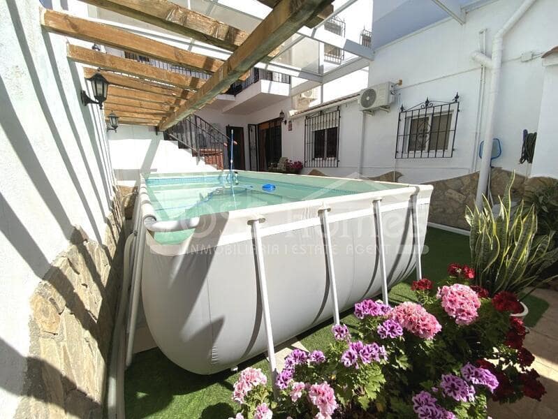 6 soveværelse Byhus til salg i Huercal-Overa med swimmingpool - € 299.950 (Ref: 8776727)