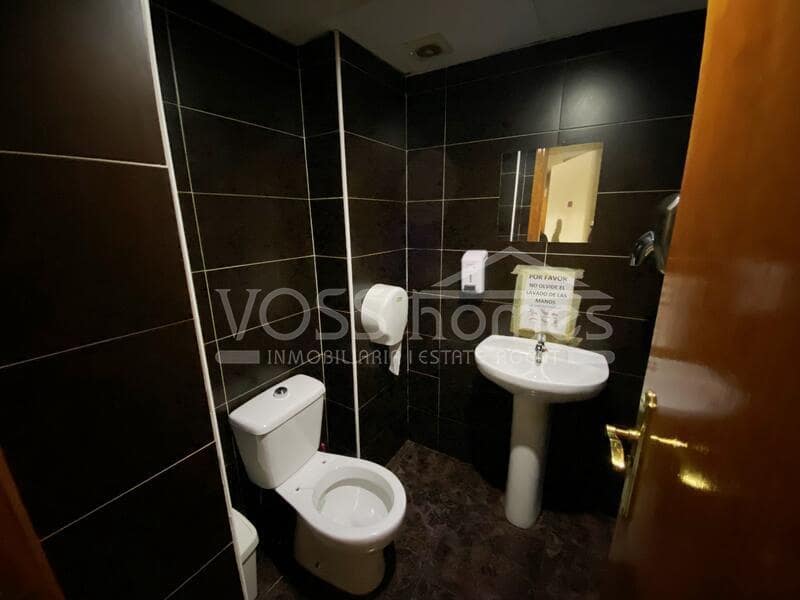 Kommersiell till salu i Huercal-Overa - 150 000 € (Ref: 8846616)