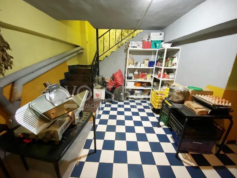 Kommersiell till salu i Huercal-Overa - 150 000 € (Ref: 8846616)