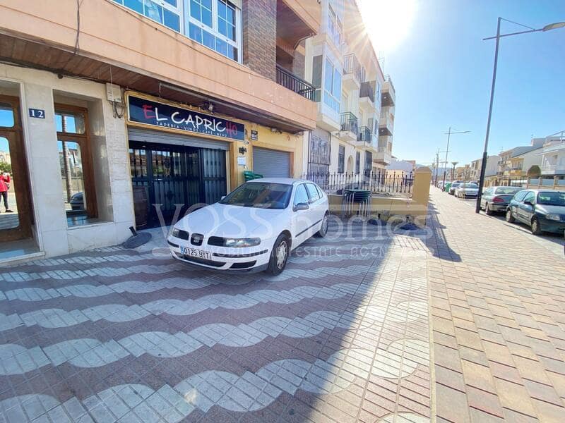 Kommersiell till salu i Huercal-Overa - 150 000 € (Ref: 8846616)