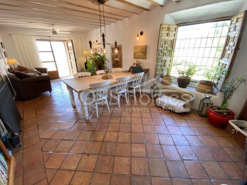 7 soveværelse Finca/Landehus til salg i Velez-Rubio med swimmingpool - € 695.000 (Ref: 8925488)