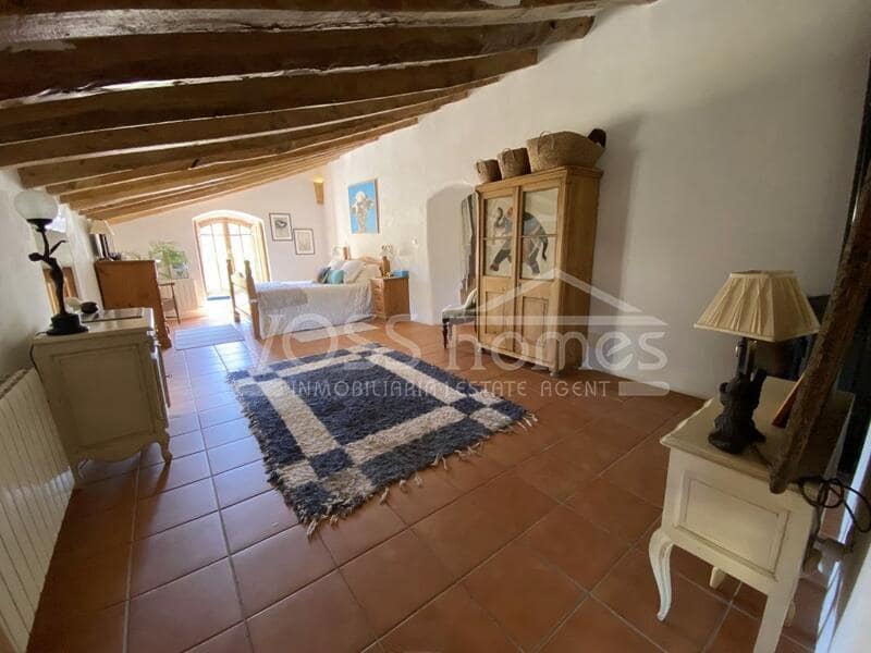 7 soveværelse Finca/Landehus til salg i Velez-Rubio med swimmingpool - € 695.000 (Ref: 8925488)