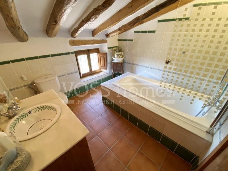 7 soveværelse Finca/Landehus til salg i Velez-Rubio med swimmingpool - € 695.000 (Ref: 8925488)