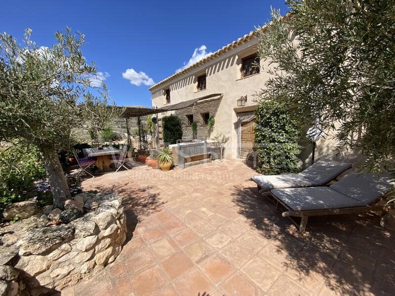 7 soveværelse Finca/Landehus til salg i Velez-Rubio med swimmingpool - € 695.000 (Ref: 8925488)