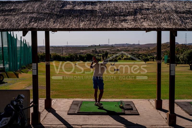 3 soveværelse Villa til salg i Valle del Este med swimmingpool - € 585.000 (Ref: 8940711)