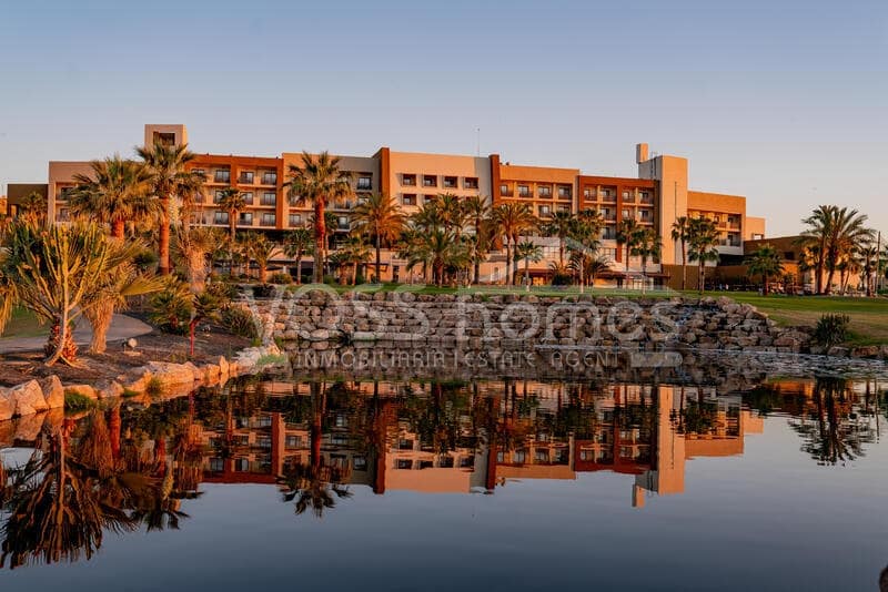 3 soveværelse Villa til salg i Valle del Este med swimmingpool - € 585.000 (Ref: 8940711)