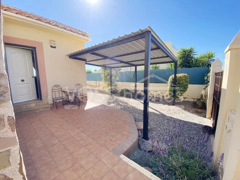 2 slaapkamer Villa te koop in La Alfoquia - € 179.950 (Ref: 8941140)