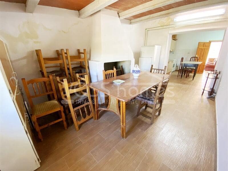 4 soveværelse Finca/Landehus til salg i Zurgena - € 125.000 (Ref: 8947440)