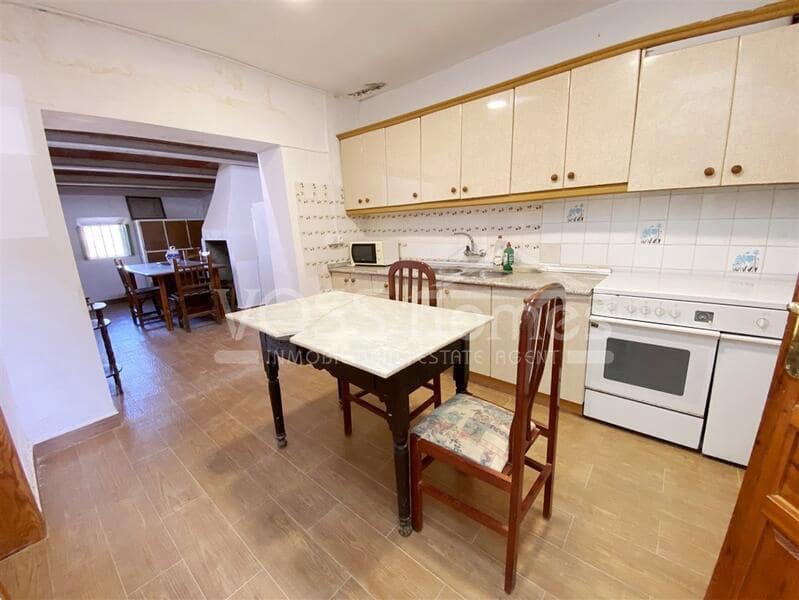 4 soveværelse Finca/Landehus til salg i Zurgena - € 125.000 (Ref: 8947440)