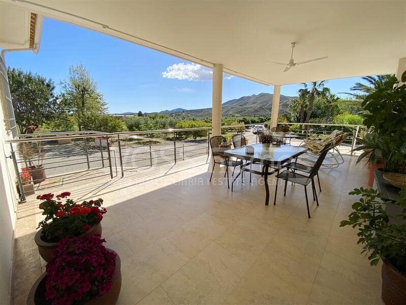 4 soverom Villa til salgs i Huercal-Overa med svømmebasseng - € 1 000 000 (Ref: 8953295)