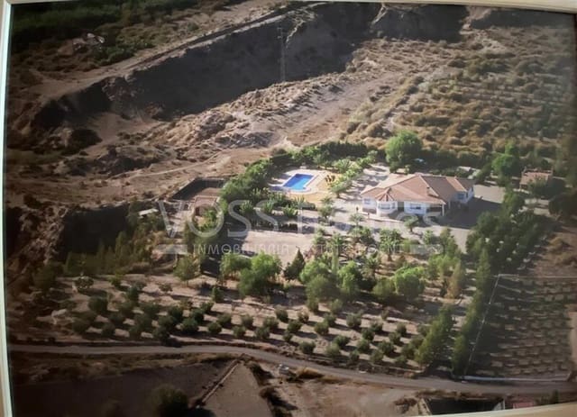 4 slaapkamer Villa te koop in Huércal-Overa met zwembad - € 1.000.000 (Ref: 8953295)