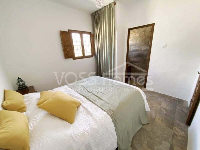 5 soveværelse Finca/Landehus til salg i Huercal-Overa - € 284.950 (Ref: 8971145)