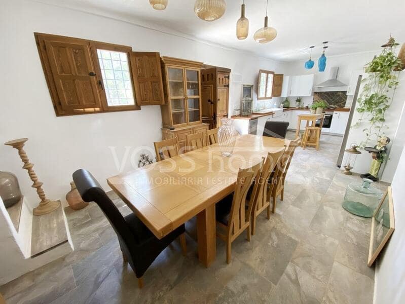 5 soveværelse Finca/Landehus til salg i Huercal-Overa - € 284.950 (Ref: 8971145)