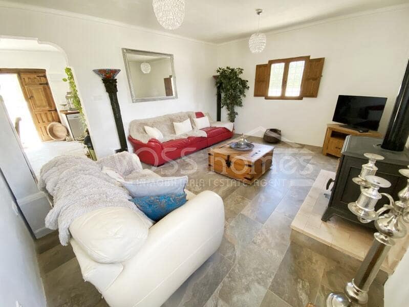 5 soveværelse Finca/Landehus til salg i Huercal-Overa - € 284.950 (Ref: 8971145)