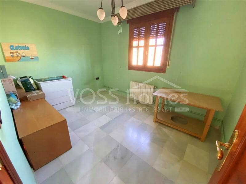 4 soveværelse Villa til salg i Huercal-Overa - € 240.000 (Ref: 8986596)