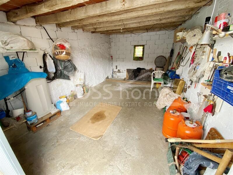 4 bedroom Finca/Country House for sale in Huercal-Overa - € 145,000 (Ref: 8992807)