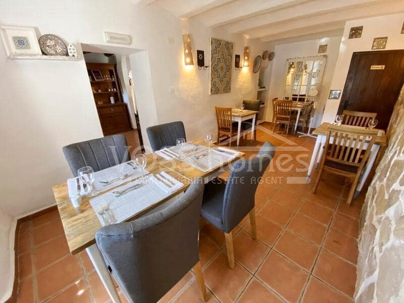 9 soverom Finca/Herregård til salgs i Huercal-Overa med svømmebasseng - € 529 000 (Ref: 9009990)