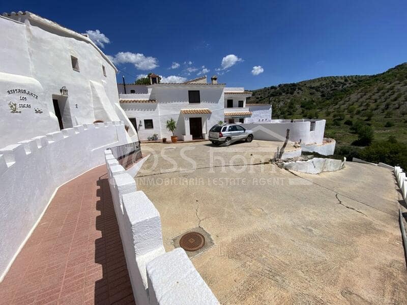 9 soverom Finca/Herregård til salgs i Huercal-Overa med svømmebasseng - € 529 000 (Ref: 9009990)