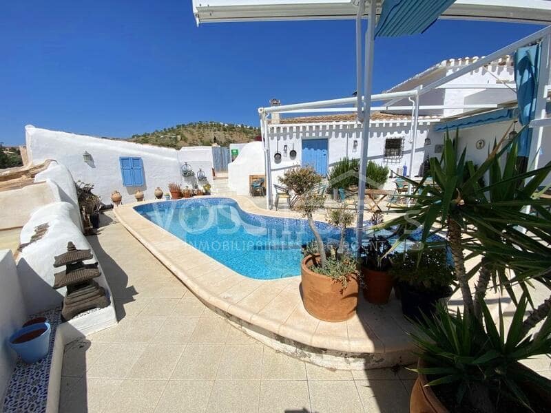 9 soverom Finca/Herregård til salgs i Huercal-Overa med svømmebasseng - € 529 000 (Ref: 9009990)