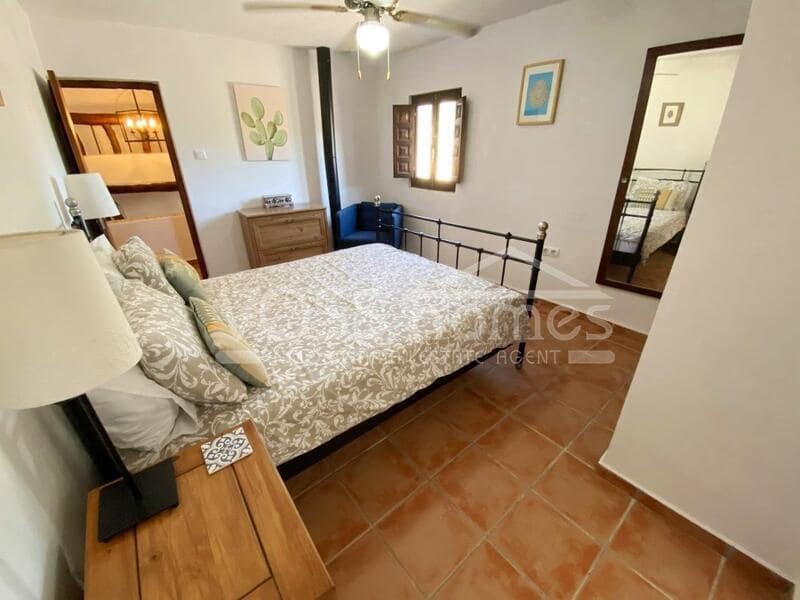 9 soverom Finca/Herregård til salgs i Huercal-Overa med svømmebasseng - € 529 000 (Ref: 9009990)