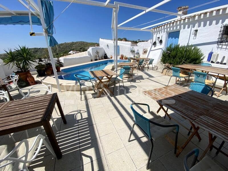 9 soverom Finca/Herregård til salgs i Huercal-Overa med svømmebasseng - € 529 000 (Ref: 9009990)