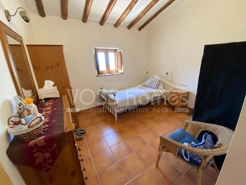 9 bedroom Finca/Country House for sale in Huercal-Overa - € 299,950 (Ref: 9013022)