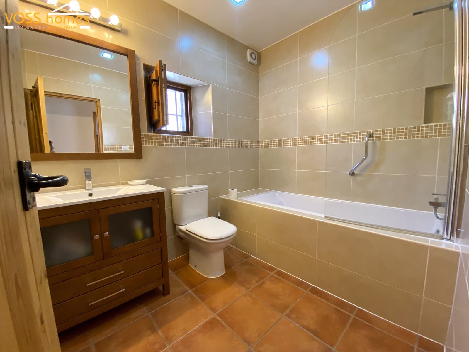 9 bedroom Finca/Country House for sale in Huercal-Overa with garage - € 299,950 (Ref: 9013022)