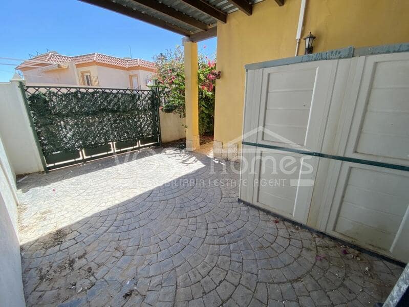 3 slaapkamer Villa te koop in La Alfoquia met zwembad - € 229.950 (Ref: 9019780)