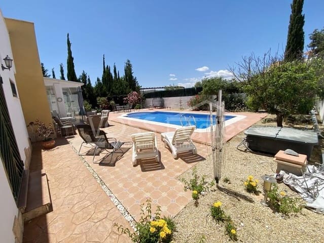 3 soveværelse Villa til salg i La Alfoquia, Zurgena med swimmingpool - € 229.950 (Ref: 9019780)