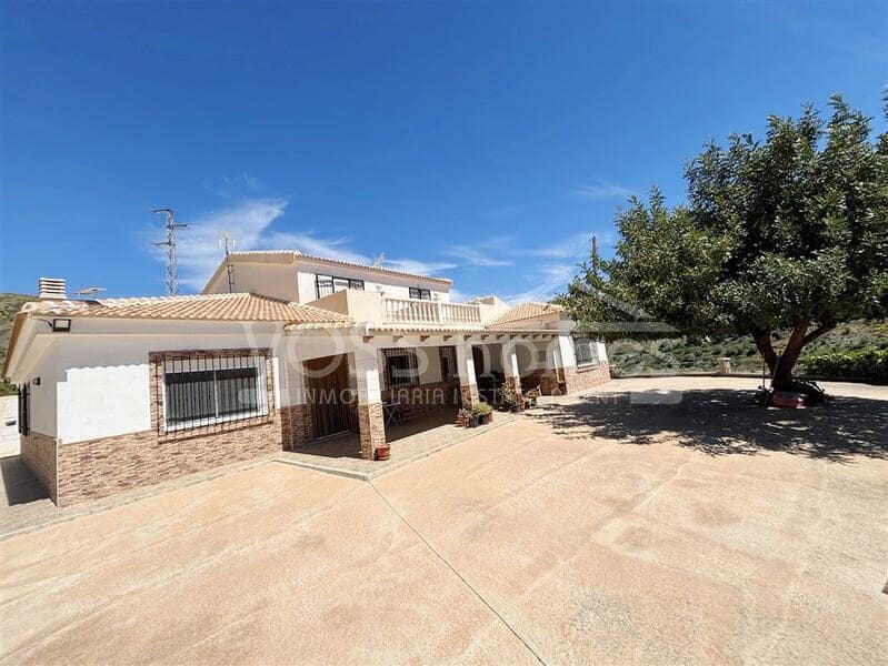 8 bedroom Finca/Country House for sale in Taberno - € 299,950 (Ref: 9085661)