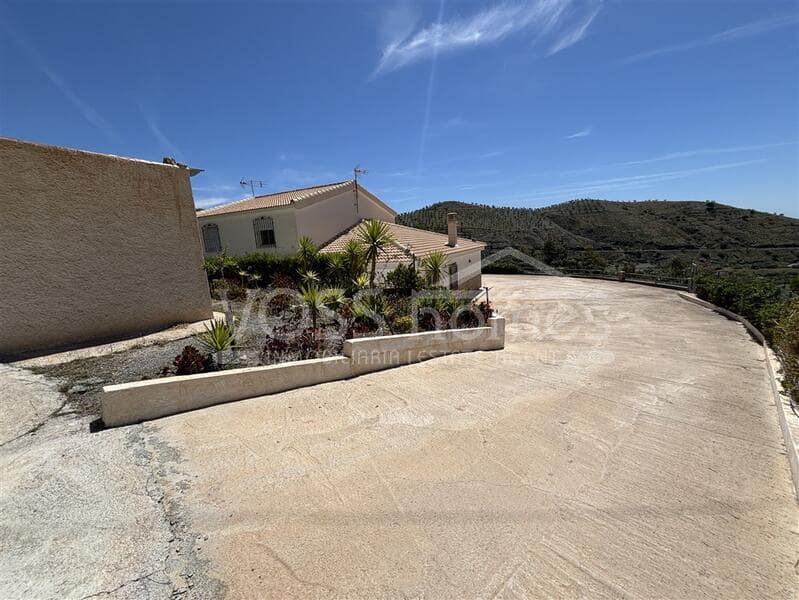 8 bedroom Finca/Country House for sale in Taberno - € 299,950 (Ref: 9085661)