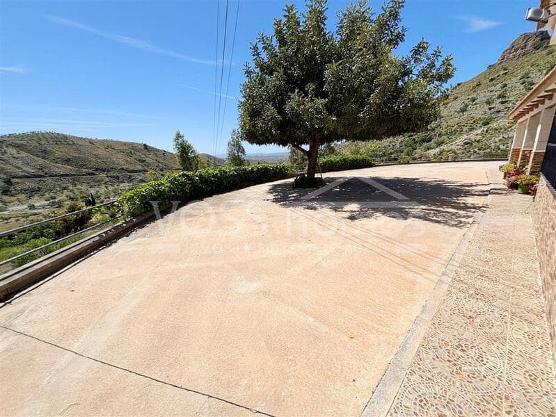 8 bedroom Finca/Country House for sale in Taberno - € 299,950 (Ref: 9085661)