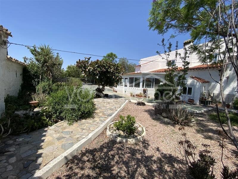 4 soveværelse Finca/Landehus til salg i Huercal-Overa - € 154.950 (Ref: 9103747)