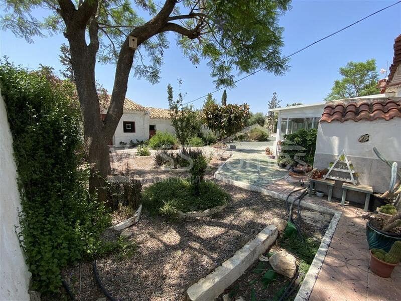 4 soveværelse Finca/Landehus til salg i Huercal-Overa - € 154.950 (Ref: 9103747)