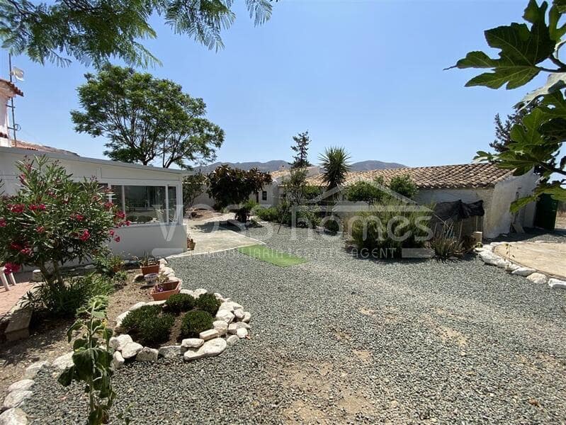 4 soveværelse Finca/Landehus til salg i Huercal-Overa - € 154.950 (Ref: 9103747)