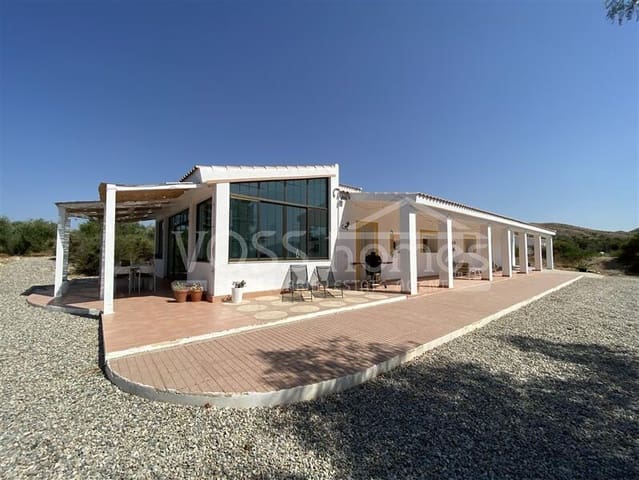 4 soveværelse Finca/Landehus til salg i Huércal-Overa med swimmingpool - € 210.000 (Ref: 9130565)
