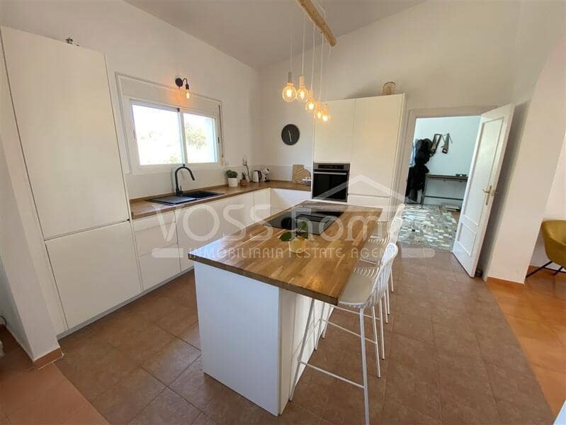 4 soveværelse Finca/Landehus til salg i Huercal-Overa med swimmingpool - € 210.000 (Ref: 9130565)