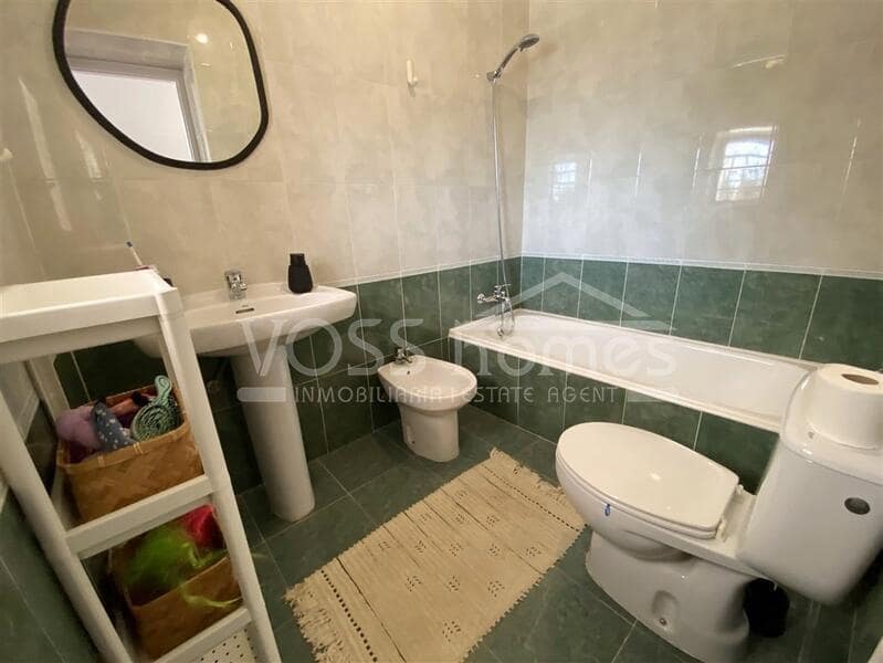 4 soveværelse Finca/Landehus til salg i Huercal-Overa med swimmingpool - € 210.000 (Ref: 9130565)