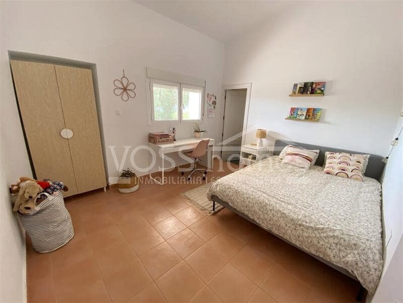 4 soveværelse Finca/Landehus til salg i Huercal-Overa med swimmingpool - € 210.000 (Ref: 9130565)