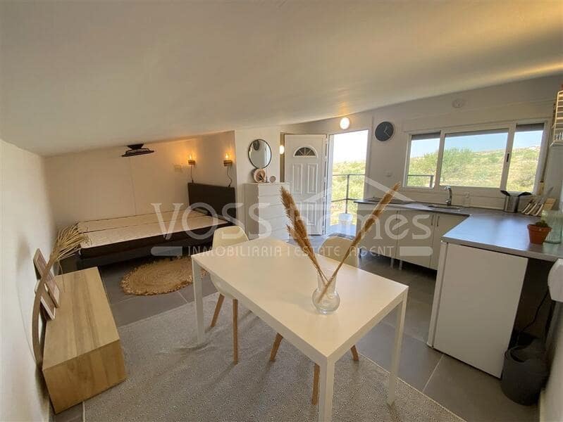 4 soveværelse Finca/Landehus til salg i Huercal-Overa med swimmingpool - € 210.000 (Ref: 9130565)