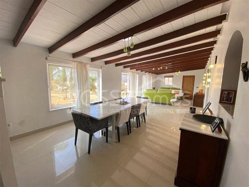 5 bedroom Finca/Country House for sale in Huercal-Overa with pool - € 299,995 (Ref: 9130568)