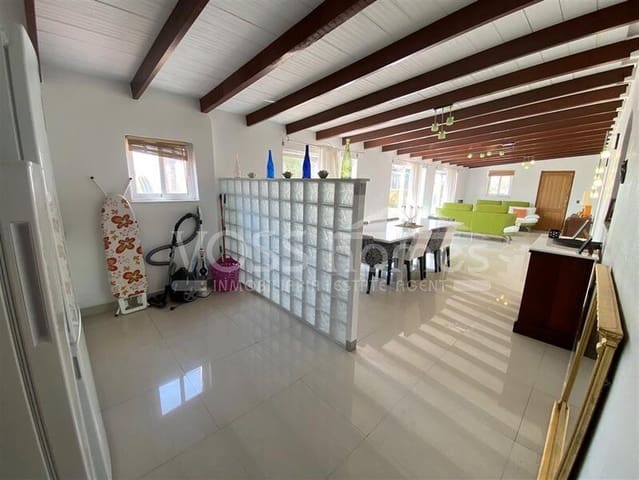 5 bedroom Finca/Country House for sale in Huércal-Overa with pool - € 299,995 (Ref: 9130568)