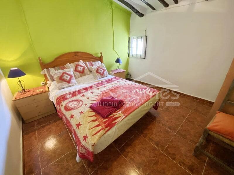 4 soveværelse Byhus til salg i Huercal-Overa - € 59.950 (Ref: 9131704)