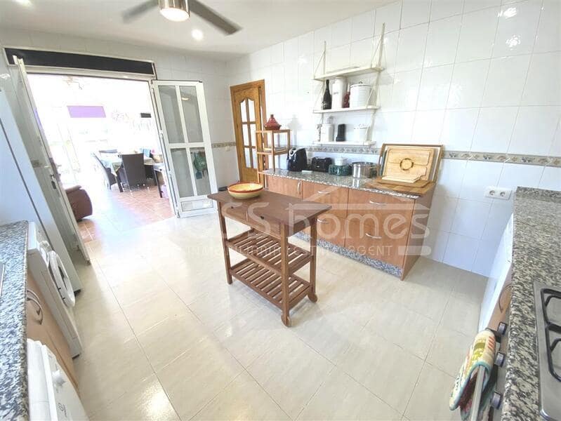 3 soverom Villa til salgs i Zurgena med svømmebasseng - € 249 950 (Ref: 9143325)