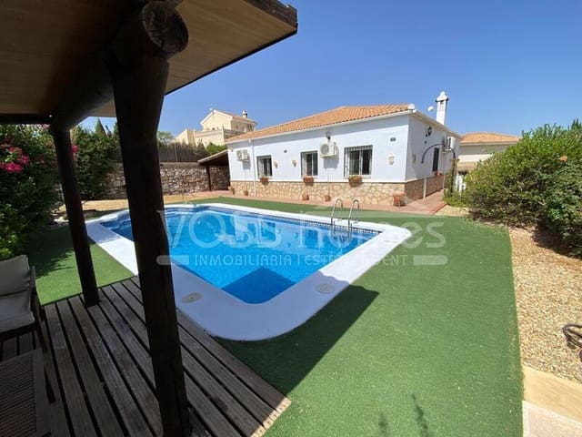 3 soveværelse Villa til salg i Zurgena med swimmingpool - € 240.000 (Ref: 9143325)
