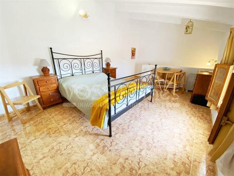 3 slaapkamer Finca/Landhuis te koop in Huercal-Overa - € 164.950 (Ref: 9181540)