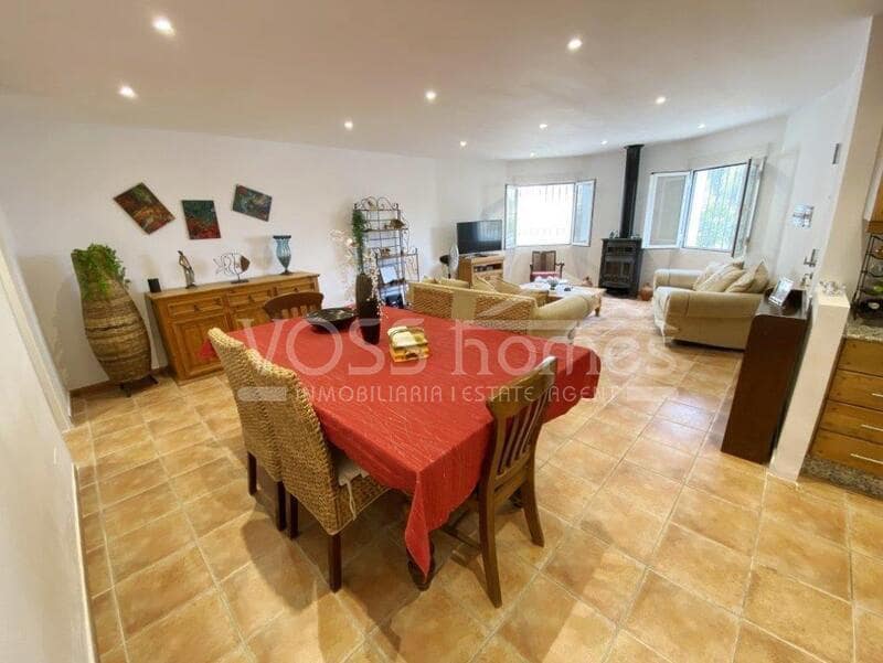 3 soveværelse Villa til salg i Huercal-Overa med swimmingpool - € 270.000 (Ref: 9186122)