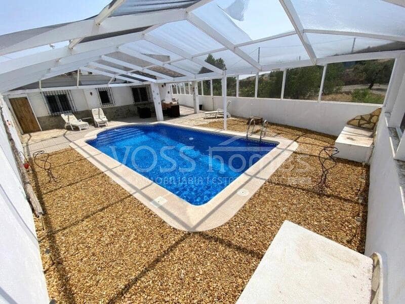 3 soveværelse Villa til salg i Huercal-Overa med swimmingpool - € 270.000 (Ref: 9186122)