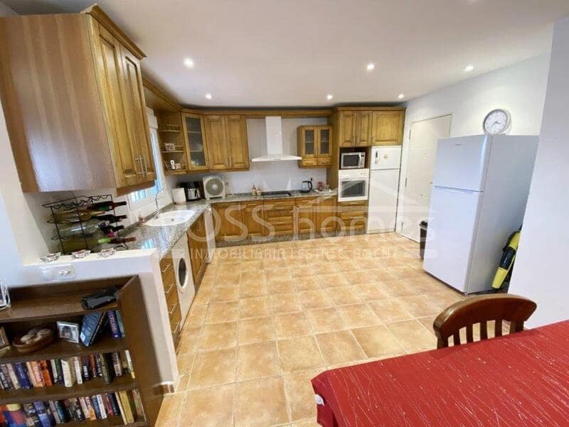 3 soveværelse Villa til salg i Huercal-Overa med swimmingpool - € 290.000 (Ref: 9186123)