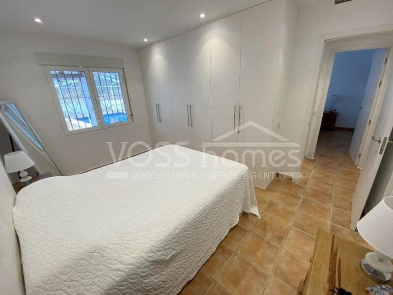 3 soveværelse Villa til salg i Huercal-Overa med swimmingpool - € 290.000 (Ref: 9186123)